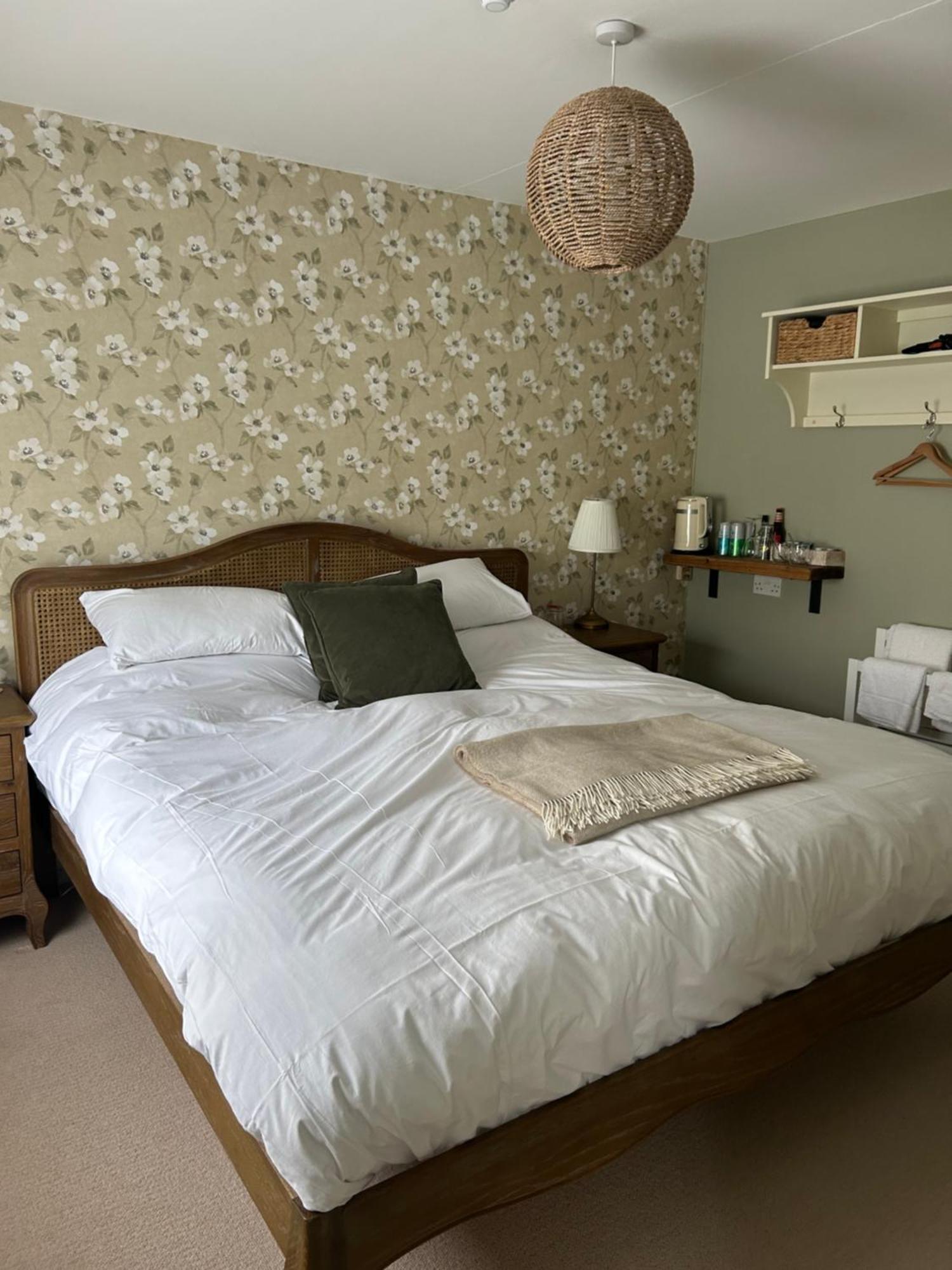 The White Horse Hotel Faversham Exterior photo