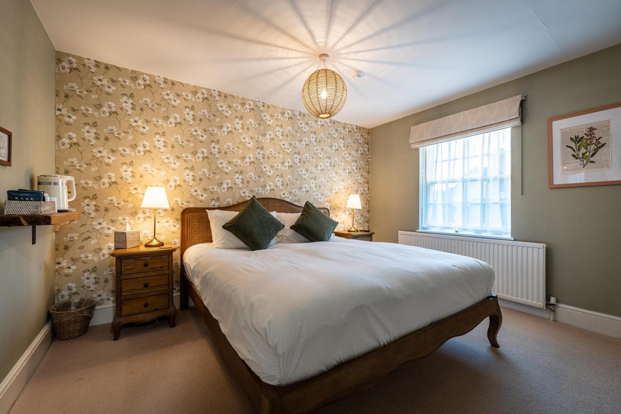 The White Horse Hotel Faversham Exterior photo